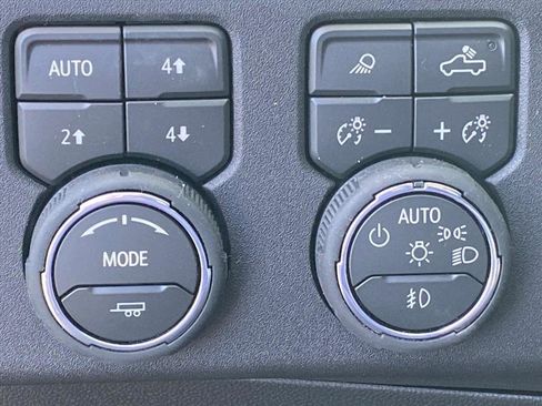 New 2026 Chevrolet Silverado 1500 LTZ w/ LTZ Premium Package image 16