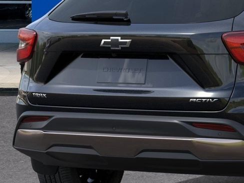 New 2026 Chevrolet Trax ACTIV FWD image 14