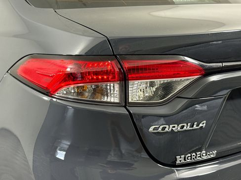 Used 2024 Toyota Corolla LE FWD image 35