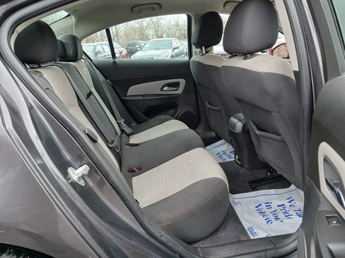 Used 2011 Chevrolet Cruze LS w/ Connectivity Package image 7