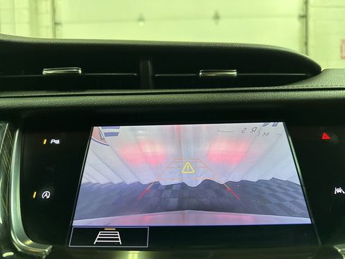 Used 2020 Cadillac XT6 Premium Luxury AWD/4WD image 25