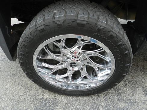 Used 2015 Chevrolet Silverado 2500 High Country w/ Duramax Plus Package image 26