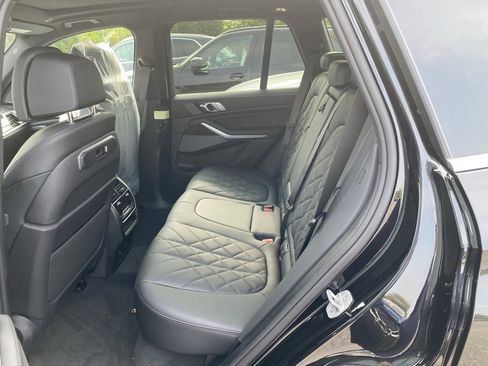 New 2026 BMW X5 xDrive50e image 7