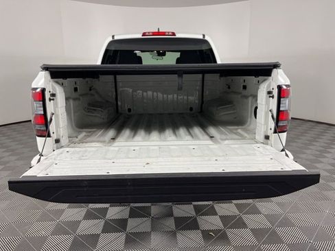 Used 2024 Nissan Frontier SV image 55