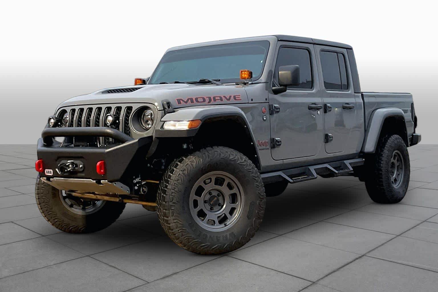 Used 2022 Jeep Gladiator Mojave w/ Cold Weather Group AWD/4WD image 2