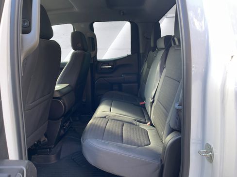 Used 2022 Chevrolet Silverado 1500 LT image 14