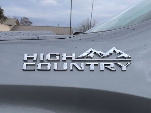 New 2026 Chevrolet Silverado 1500 High Country w/ High Country Premium Package AWD/4WD image 31