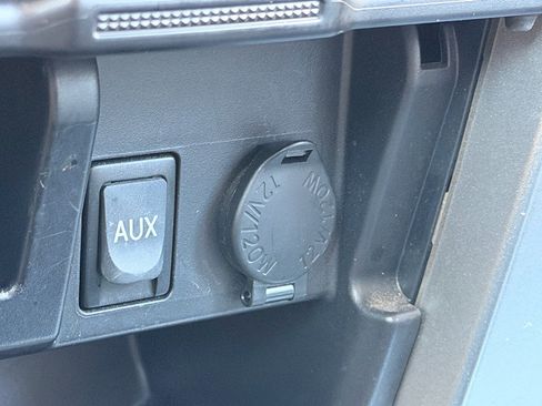 Used 2012 Toyota 4Runner SR5 image 29