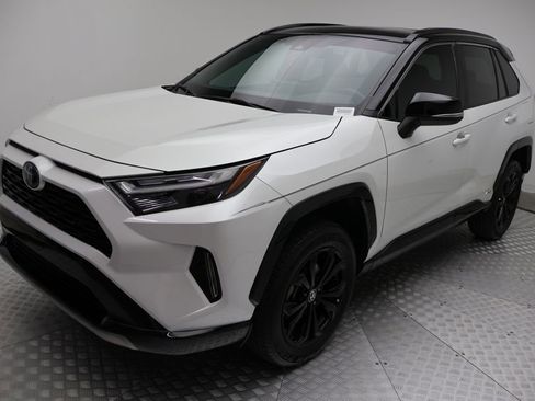 Used 2023 Toyota RAV4 XSE image 2