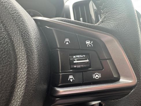 Used 2022 Subaru Ascent Premium w/ Convenience Package image 18