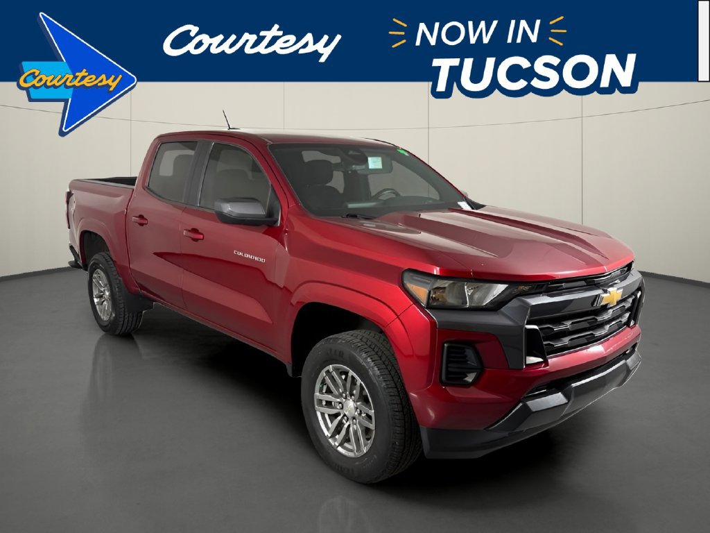 Used 2024 Chevrolet Colorado LT AWD/4WD image 1