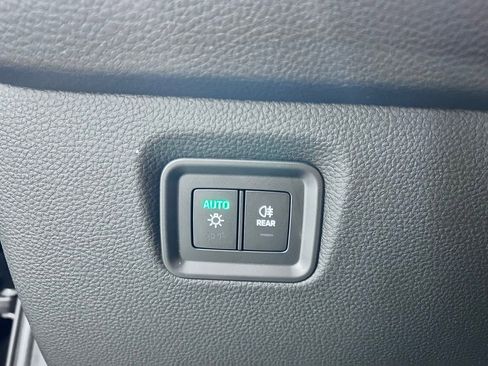 Used 2026 Porsche Cayenne Coupe image 11