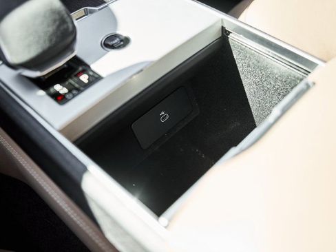 Used 2025 Land Rover Range Rover Long Wheelbase SE image 68