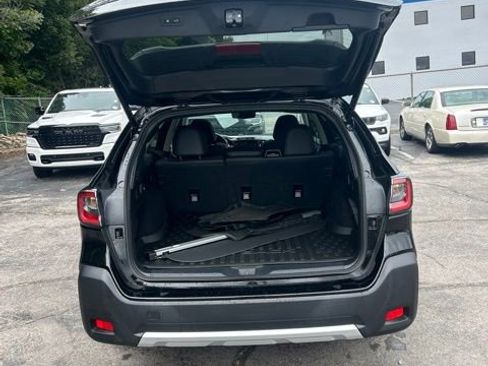 Used 2024 Subaru Outback Touring AWD/4WD image 31