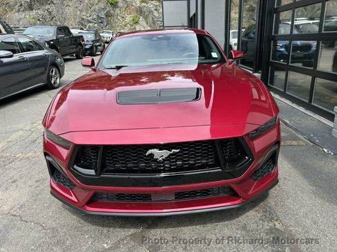 Used 2025 Ford Mustang GT Premium RWD image 6
