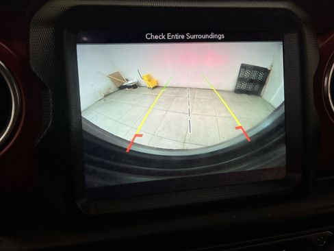 Used 2018 Jeep Wrangler Unlimited Rubicon image 17