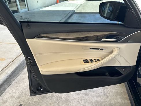 Used 2023 BMW 540i w/ M Sport Package RWD image 35