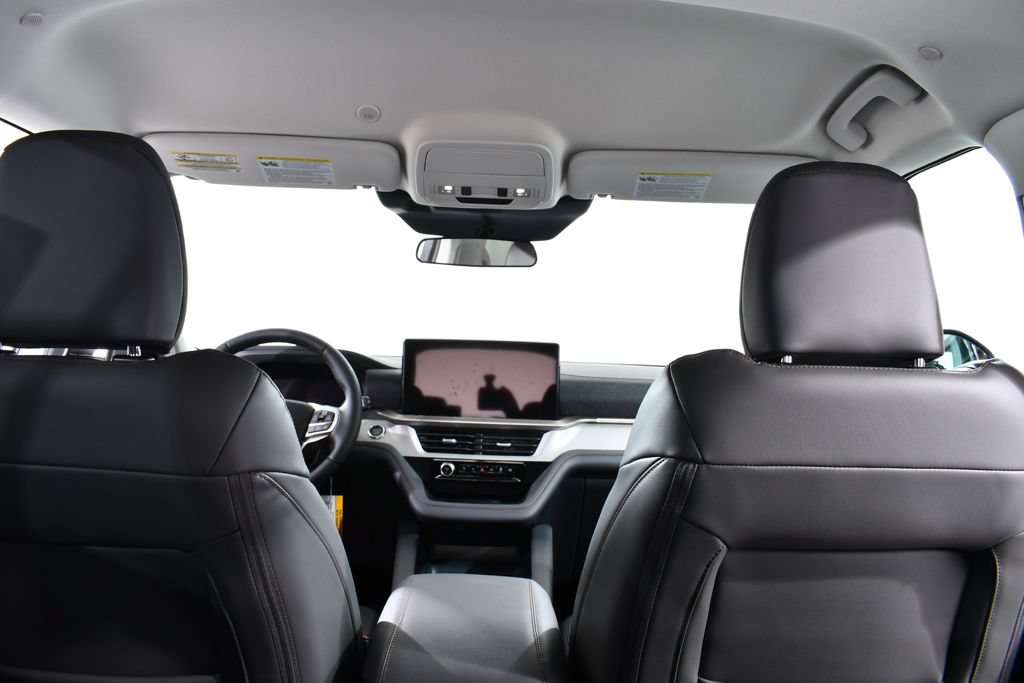 New 2026 Ford Explorer Active w/ Active Comfort Package AWD/4WD image 17