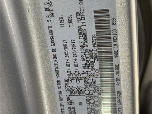 Used 2025 Toyota Tacoma SR image 32