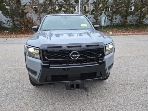 New 2026 Nissan Frontier SV image 3