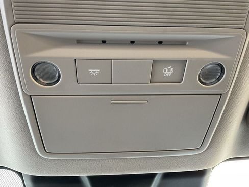 New 2026 Nissan Sentra SV w/ SV Convenience Package FWD image 27