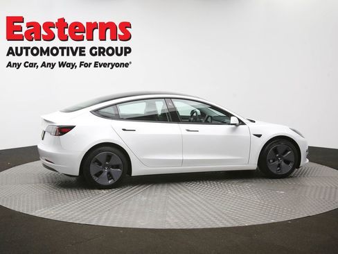 Used 2023 Tesla Model 3 Standard Range image 40