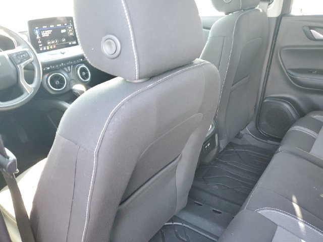 Used 2023 Chevrolet Blazer LT w/ Convenience Package FWD image 13