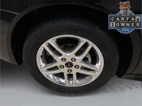 Used 2006 Pontiac Grand Prix GT w/ Sun And Sound Package FWD image 17