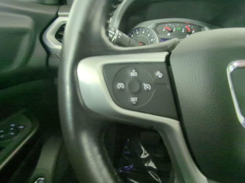 Used 2021 GMC Acadia SLT FWD image 26