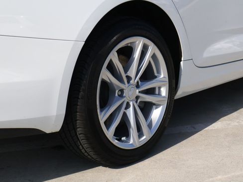 Used 2023 Cadillac CT4 Luxury image 12