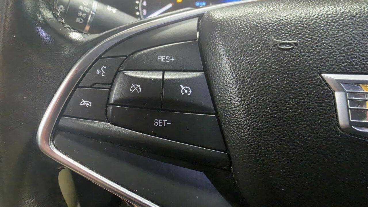 Used 2018 Cadillac XT5 AWD image 23