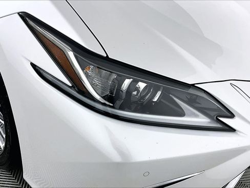 Used 2021 Lexus ES 350 w/ Premium Package FWD image 25