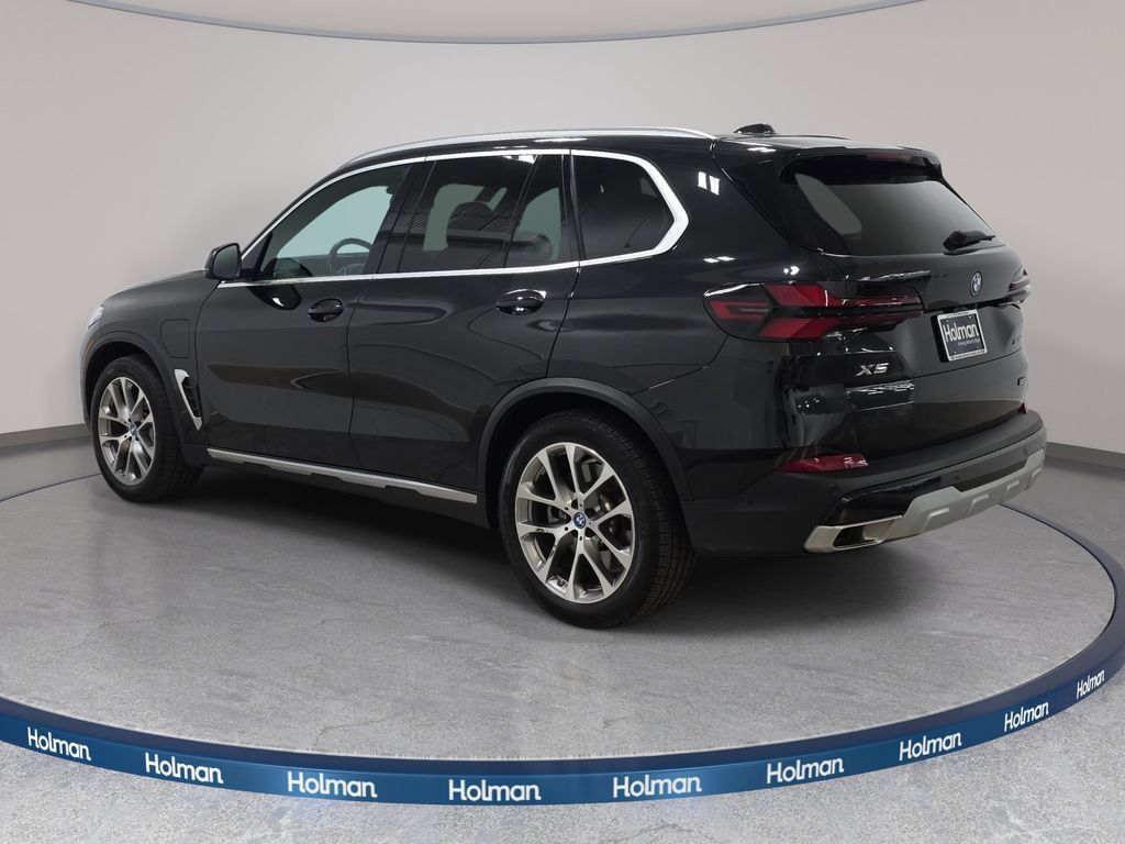 Used 2025 BMW X5 xDrive50e AWD/4WD image 8
