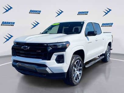 Used 2023 Chevrolet Colorado Z71 w/ Z71 Convenience Package 2