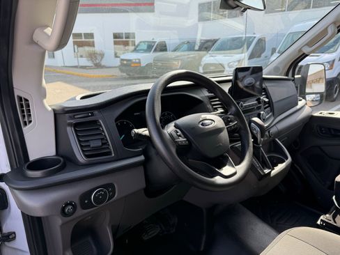 Used 2020 Ford Transit 350 w/ Exterior Upgrade Package RWD image 4