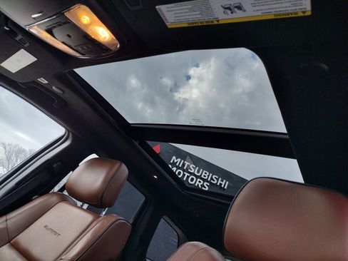 Used 2020 Jeep Grand Cherokee Summit w/ Platinum Series Group image 5