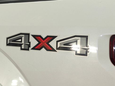 Used 2016 Ford F150 Platinum w/ Equipment Group 701A Luxury image 70