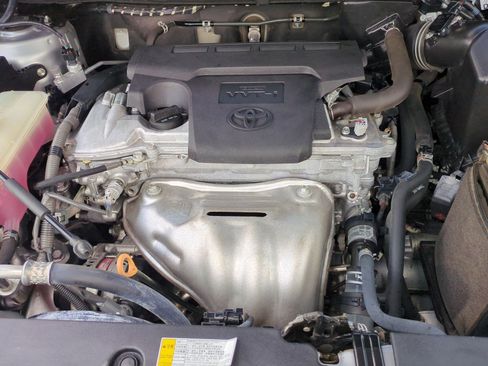 Used 2017 Toyota RAV4 XLE FWD image 35