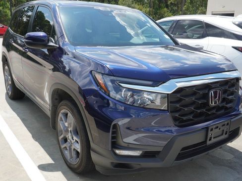 Used 2023 Honda Passport EX-L image 3