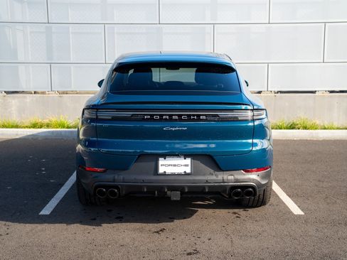 Certified 2026 Porsche Cayenne Coupe AWD/4WD image 7