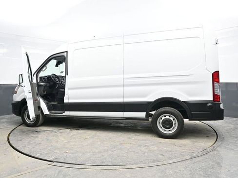 Used 2024 Ford Transit 250 148 Medium Roof image 38