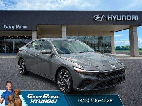 Certified 2026 Hyundai Elantra Limited FWD image 2