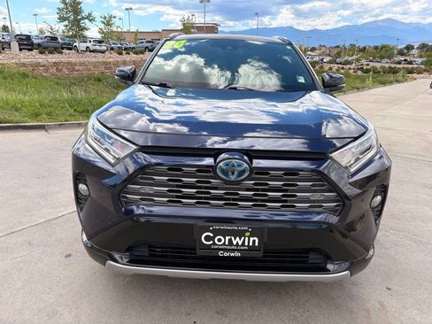 Used 2020 Toyota RAV4 XSE AWD/4WD image 2