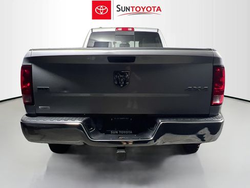 Used 2019 RAM 1500 Classic SLT AWD/4WD image 5
