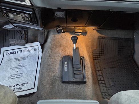 Used 1989 Chevrolet Blazer 4WD image 11