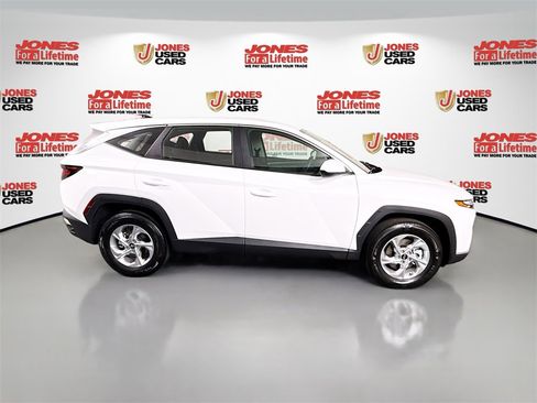 Certified 2024 Hyundai Tucson SE image 17