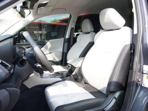 Used 2023 Subaru Forester AWD/4WD image 22