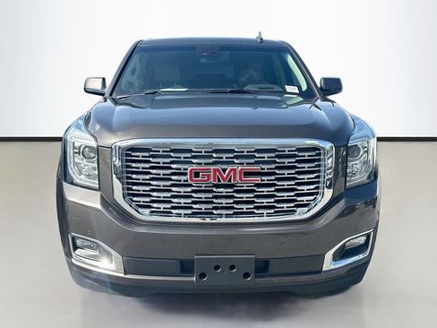 Used 2019 GMC Yukon XL Denali RWD image 1