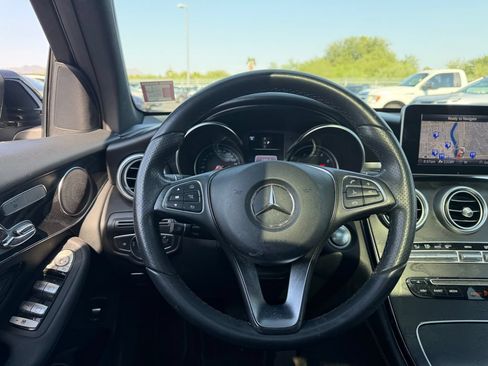 Used 2017 Mercedes-Benz GLC 300 image 7
