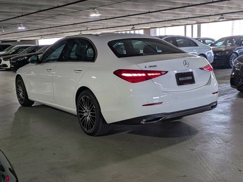 Used 2025 Mercedes-Benz C 300 Sedan image 9